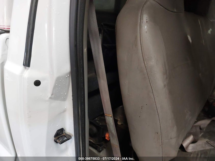 1999 Ford F-250 Lariat/Xl/Xlt VIN: 1FTNF21F3XEB55514 Lot: 39875833