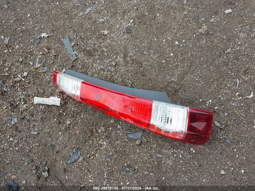 2005 Honda Cr-V Lx VIN: SHSRD68575U300716 Lot: 39876130