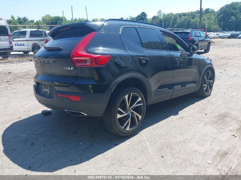 2019 Volvo Xc40 T5 R-Design VIN: YV4162UM4K2113823 Lot: 39876132