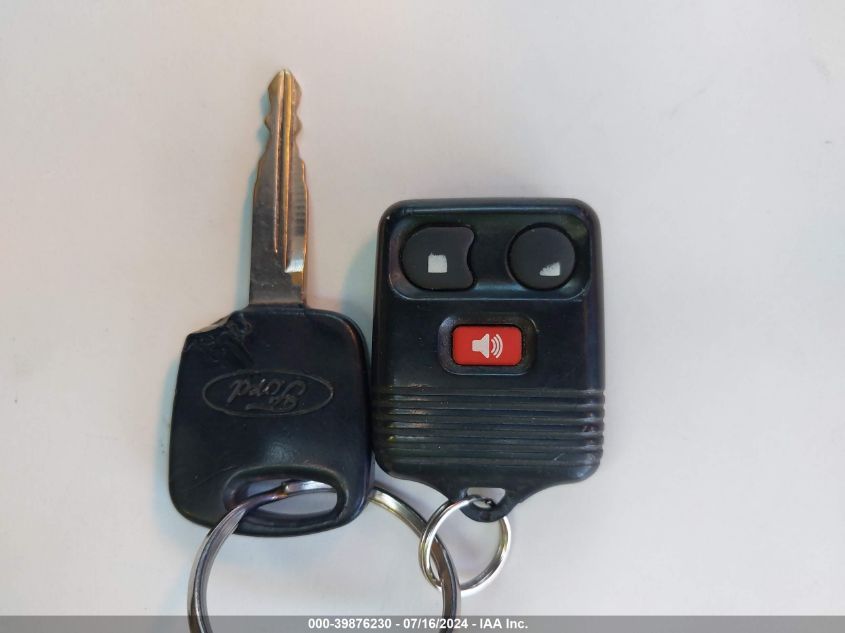 2003 Ford Excursion Xlt VIN: 1FMNU41S13EB95708 Lot: 39876230