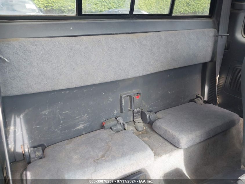 2000 Toyota Tacoma Xtracab Prerunner VIN: 4TASN92N3YZ575879 Lot: 39876257