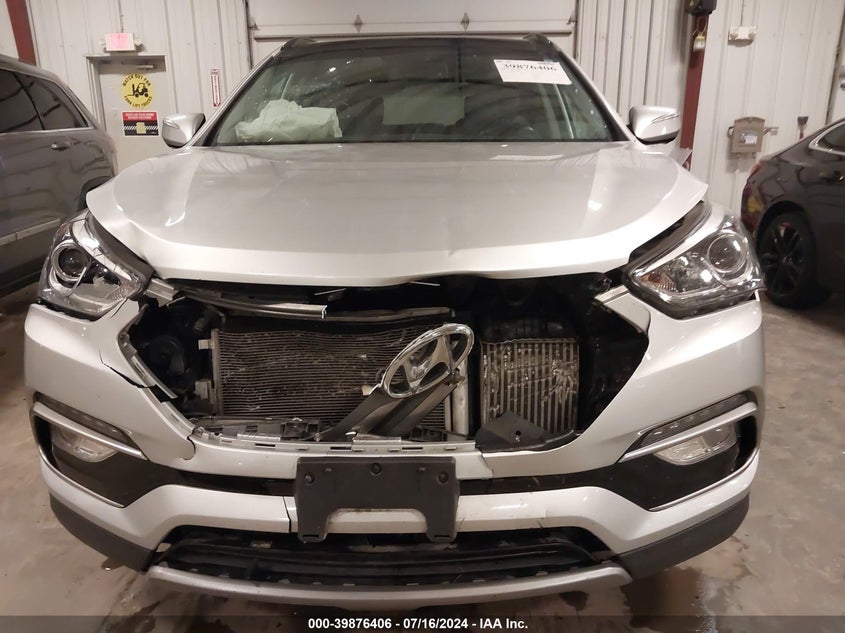 2017 Hyundai Santa Fe Sport 2.0T Ultimate VIN: 5XYZW4LA0HG387446 Lot: 39876406