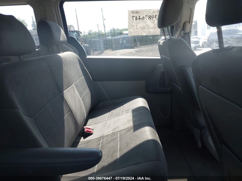 2008 Chrysler Town & Country Lx VIN: 2A8HR44H78R827343 Lot: 39876447