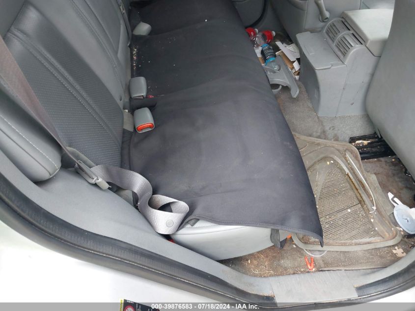 2005 Jeep Grand Cherokee Limited VIN: 1J8HR58285C596145 Lot: 39876583