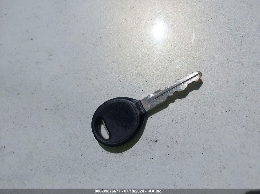 2000 Chrysler Town & Country Limited VIN: 1C4GT64L6YB608019 Lot: 39876677