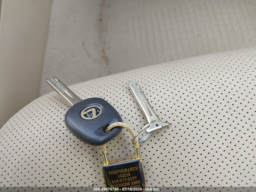 2005 Lexus Es 330 VIN: JTHBA30G555092882 Lot: 39876790