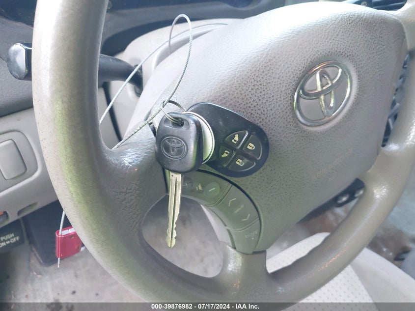 2007 Toyota Sienna Le VIN: 5TDZK23C97S046713 Lot: 39876982