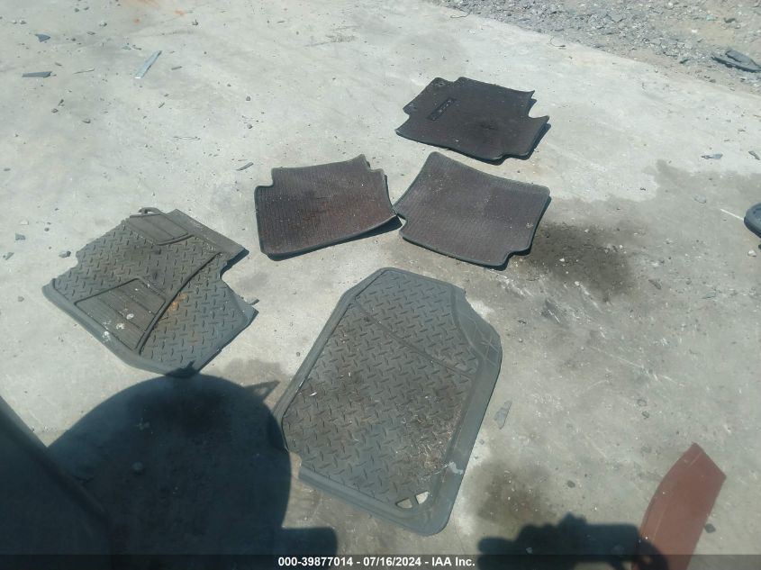 2013 Hyundai Accent Gls VIN: KMHCU4AE2DU423045 Lot: 39877014