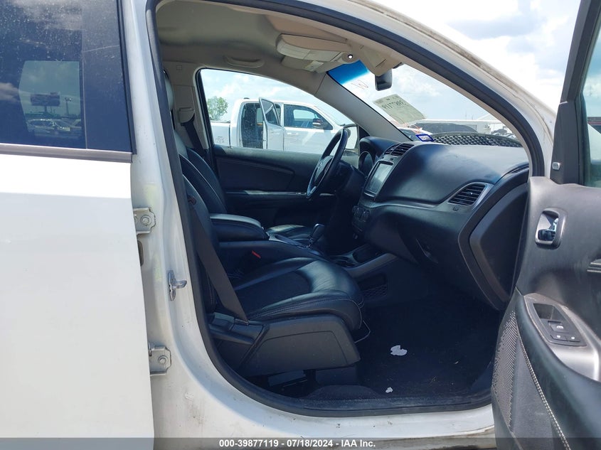 VIN 3C4PDCGG4HT564580 2017 DODGE JOURNEY CROSSROAD