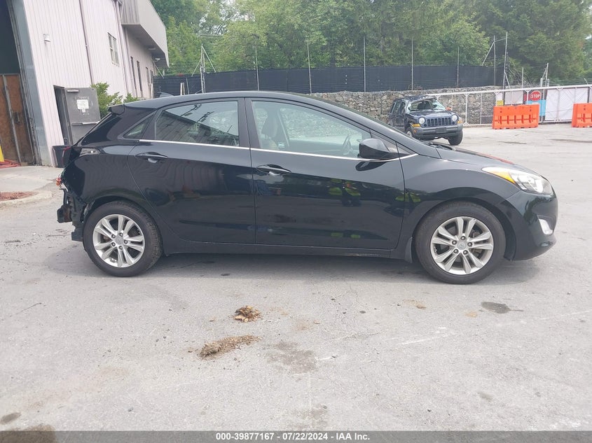 2013 Hyundai Elantra Gt VIN: KMHD35LEXDU052758 Lot: 39877167
