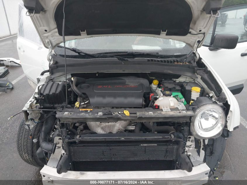 2015 Jeep Renegade Sport VIN: ZACCJAAT5FPB97565 Lot: 39877171