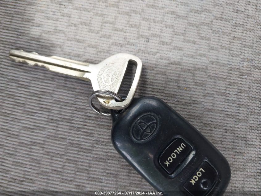 2003 Toyota Corolla Le VIN: JTDBR32E832009630 Lot: 39877264