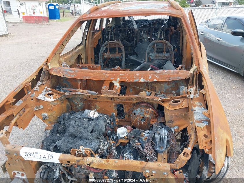 2019 Jeep Cherokee Latitude Plus 4X4 VIN: 1C4PJMLX3KD234172 Lot: 39877275