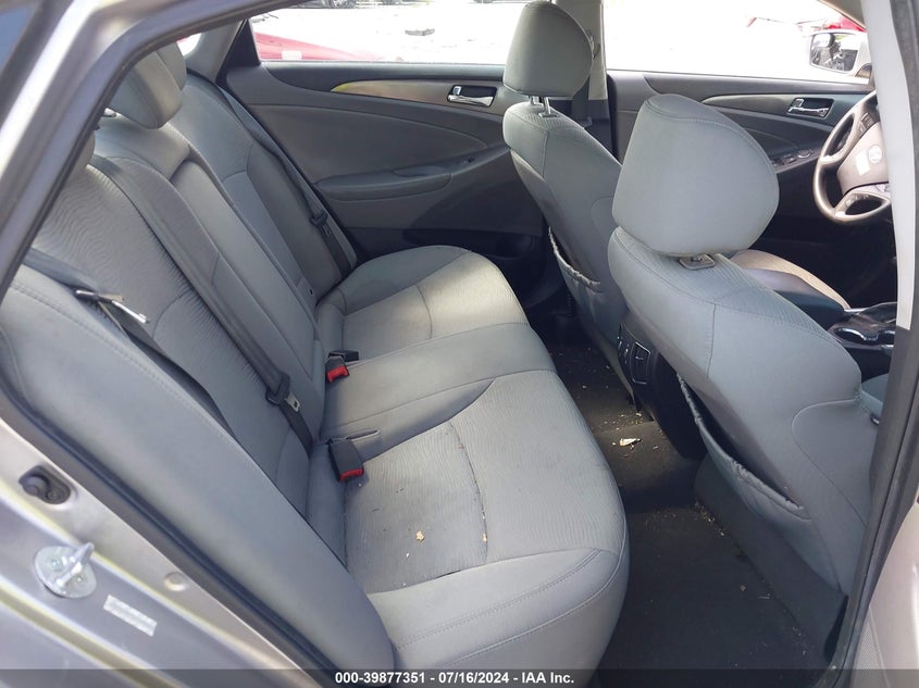 2012 Hyundai Sonata Hybrid VIN: KMHEC4A48CA028886 Lot: 39877351