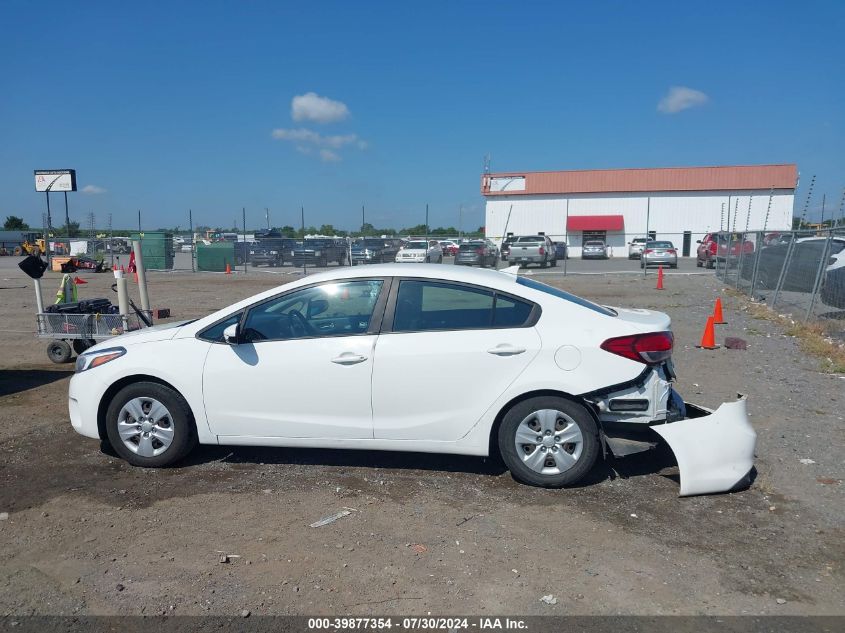 2017 Kia Forte Lx VIN: 3KPFK4A7XHE064024 Lot: 39877354