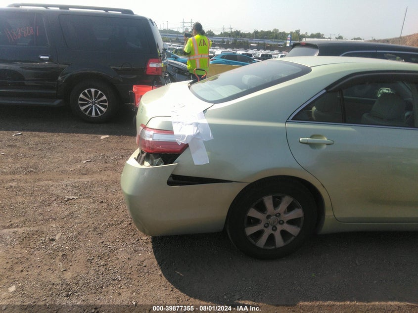 2007 Toyota Camry Hybrid VIN: 4T1BB46KX7U017695 Lot: 39877355