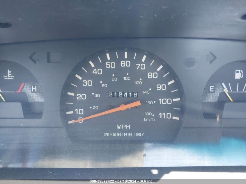 1993 Toyota Pickup 1/2 Ton Short Whlbase Stb VIN: 4TARN81A9PZ075621 Lot: 39877422