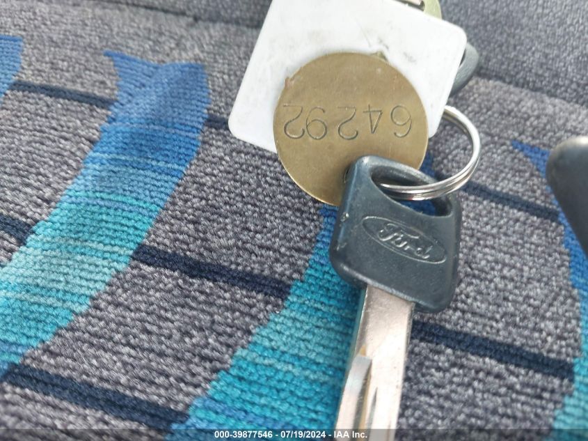 2015 Ford Econoline E450 Super Duty Cutwy Van VIN: 1FDEE4FL6FDA27751 Lot: 39877546