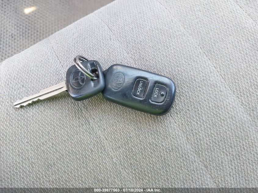 2004 Toyota Highlander V6 VIN: JTEDP21A240024897 Lot: 39877563