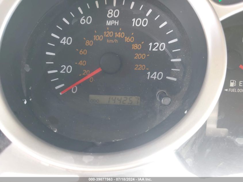 2004 Toyota Highlander V6 VIN: JTEDP21A240024897 Lot: 39877563