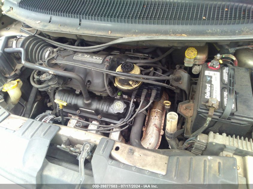 2002 Chrysler Town & Country Lx VIN: 2C8GP44322R792682 Lot: 39877583