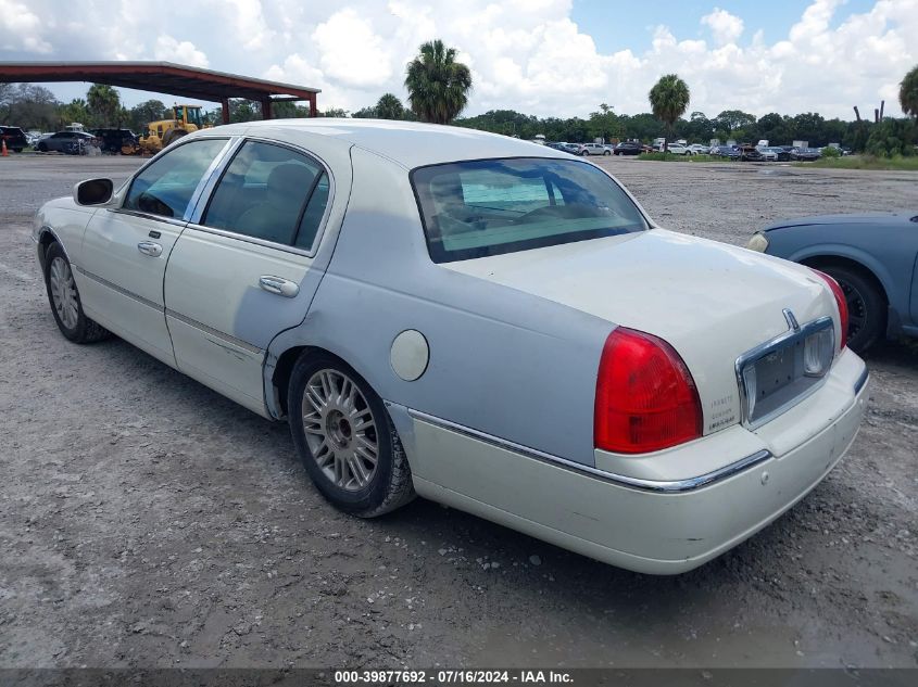 1LNHM83W94Y625229 | 2004 LINCOLN TOWN CAR