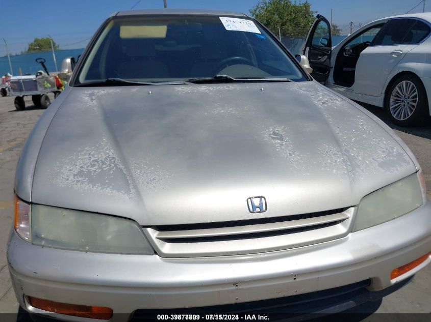 1995 Honda Accord Lx/Ex VIN: 1HGCD5637SA158110 Lot: 39877809