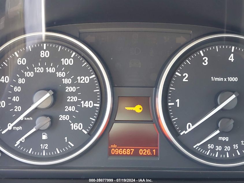 2011 BMW 328I VIN: WBAPH5C50BA447692 Lot: 39877999