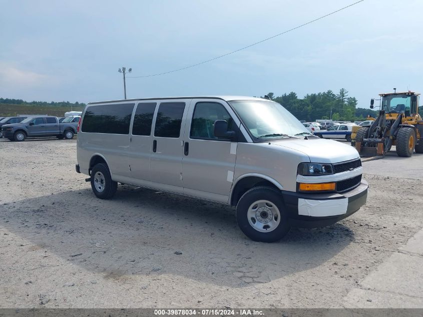 2024 Chevrolet Express Passenger Rwd 3500 Extended Wheelbase Ls VIN: 1GAZGNFP2R1222558 Lot: 39878034