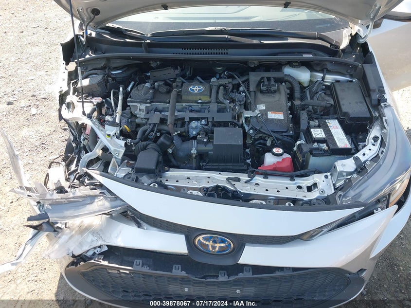 2022 TOYOTA COROLLA LE - JTDEAMDE4NJ043242