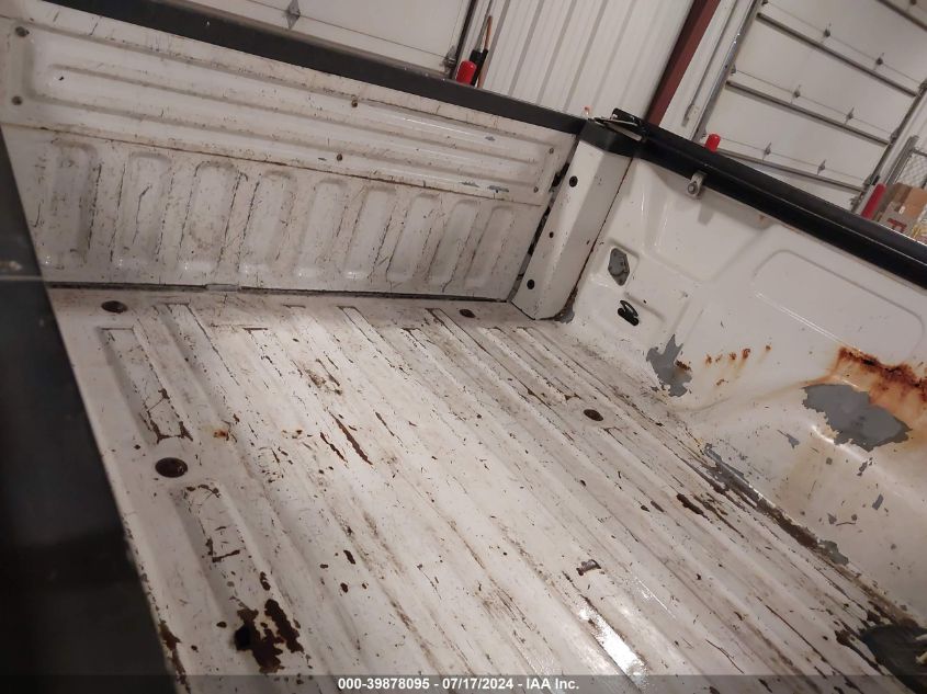 2001 Ford F-150 King Ranch Edition/Lariat/Xlt VIN: 1FTRW08L81KC64898 Lot: 39878095