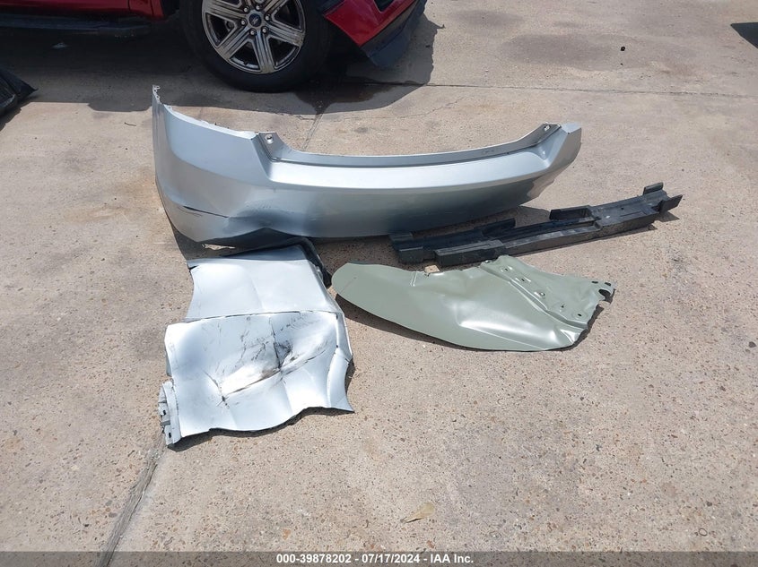 2010 Honda Accord 2.4 Lx-P VIN: 1HGCP2F43AA025308 Lot: 39878202