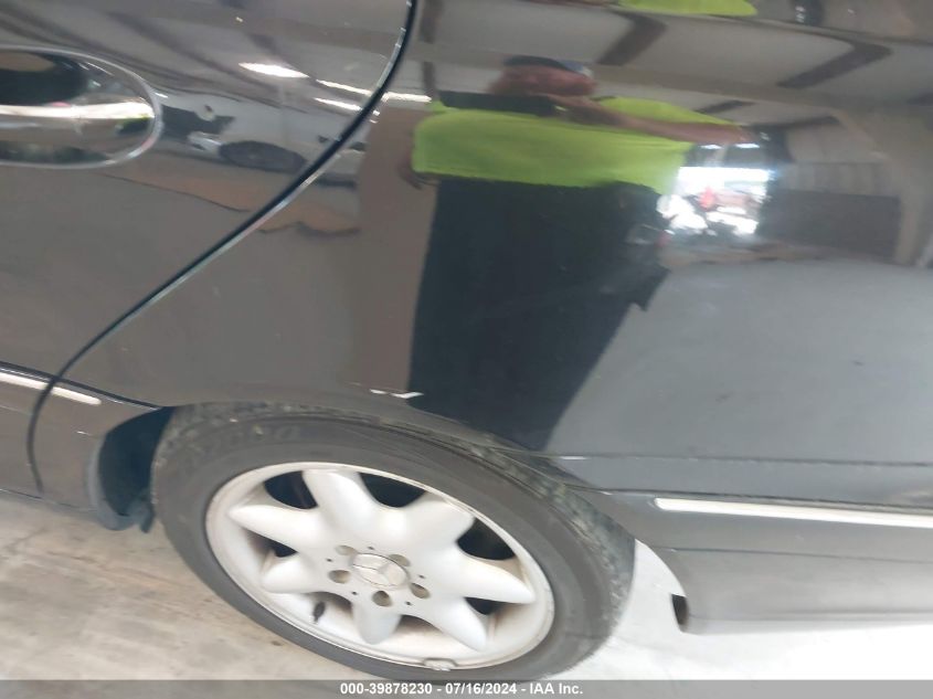 2004 Mercedes-Benz C 320 Sport VIN: WDBRF64J94F536023 Lot: 39878230