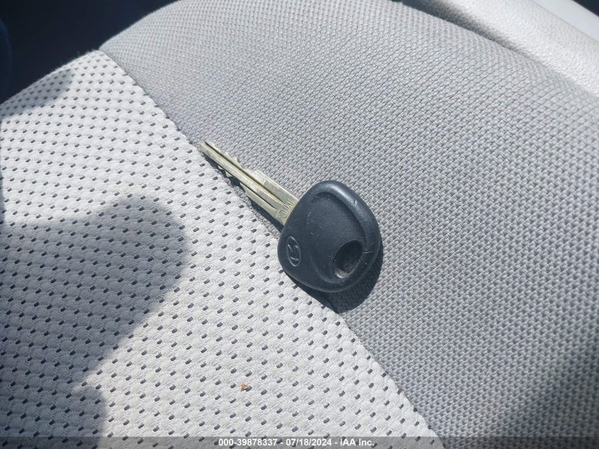 2006 Hyundai Accent Gls VIN: KMHCN46C46U008431 Lot: 39878337