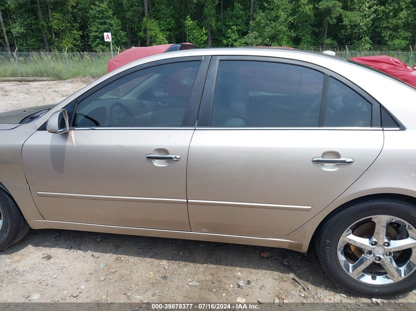 2007 Hyundai Sonata Limited/Se V6 VIN: 5NPEU46F47H273288 Lot: 39878377