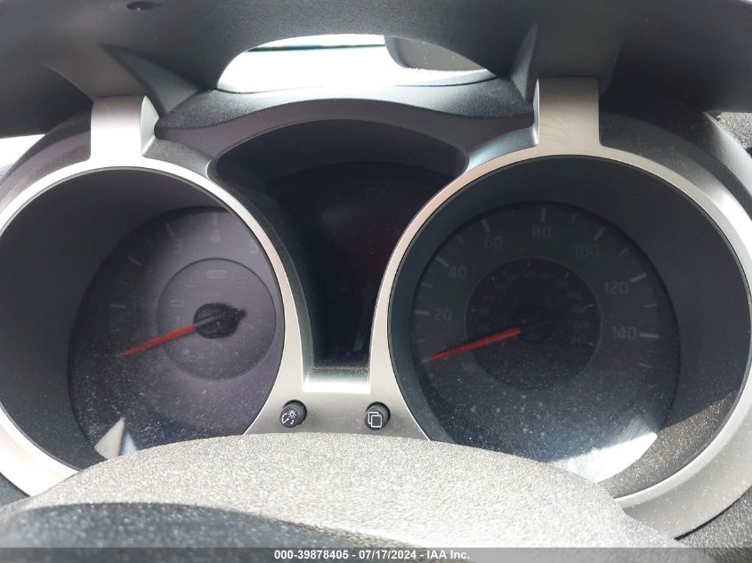 2011 Nissan Juke S VIN: JN8AF5MR0BT003981 Lot: 39878405