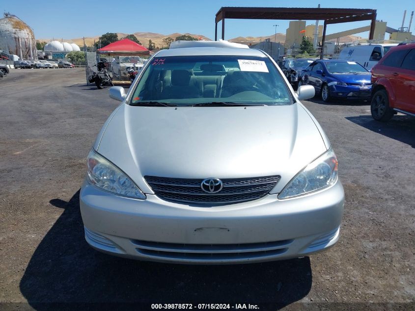 2004 Toyota Camry Le VIN: 4T1BE32K04U298165 Lot: 39878572