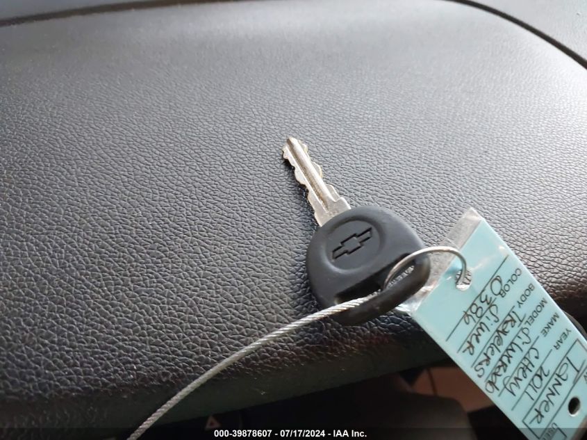 2011 Chevrolet Silverado K1500 Lt VIN: 1GCPKSE33BF121192 Lot: 39878607