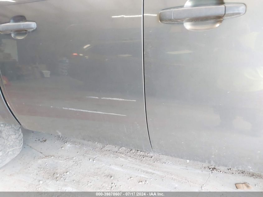 2011 Chevrolet Silverado K1500 Lt VIN: 1GCPKSE33BF121192 Lot: 39878607