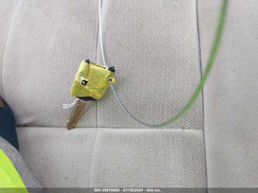 2006 Mercury Grand Marquis Gs VIN: 2MEFM74V06X649593 Lot: 39878650