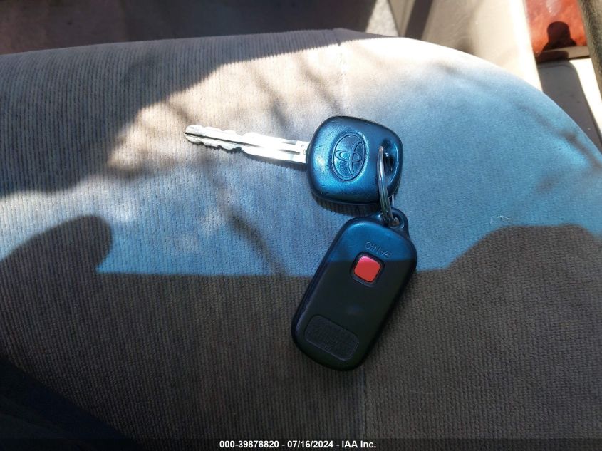 2005 Toyota Corolla Le VIN: 1NXBR30E15Z369778 Lot: 39878820