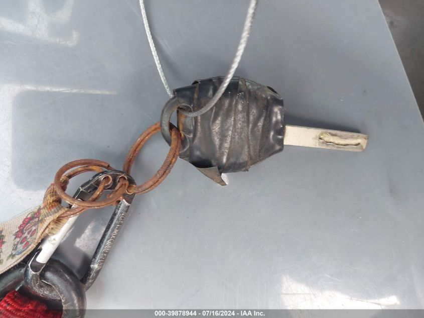 2006 Mini Cooper VIN: WMWRF33556TG14581 Lot: 39878944