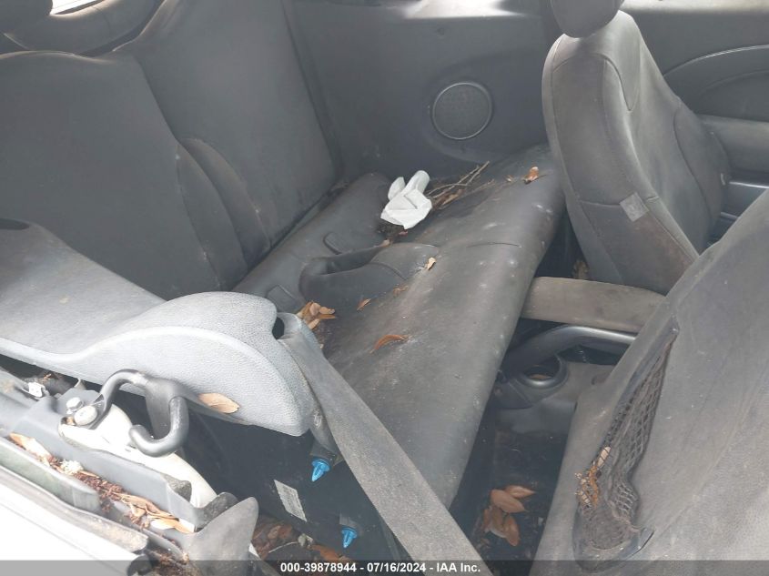 2006 Mini Cooper VIN: WMWRF33556TG14581 Lot: 39878944