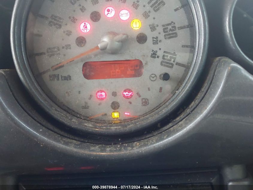 2006 Mini Cooper VIN: WMWRF33556TG14581 Lot: 39878944