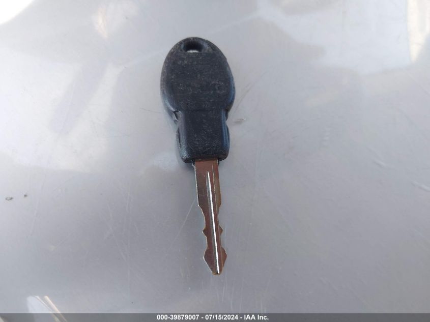 2010 Chrysler Town & Country Touring VIN: 2A4RR5D10AR198352 Lot: 39879007