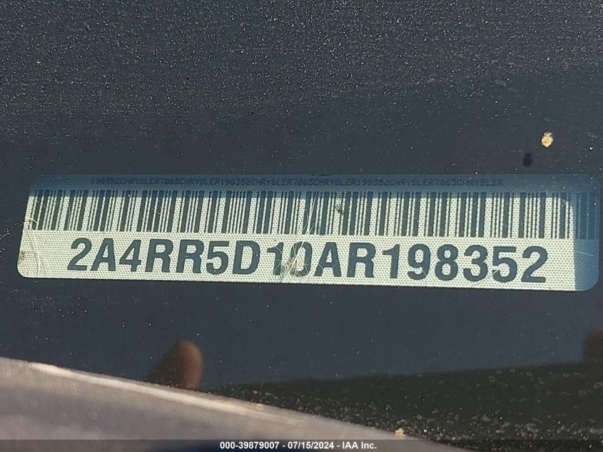 2010 Chrysler Town & Country Touring VIN: 2A4RR5D10AR198352 Lot: 39879007