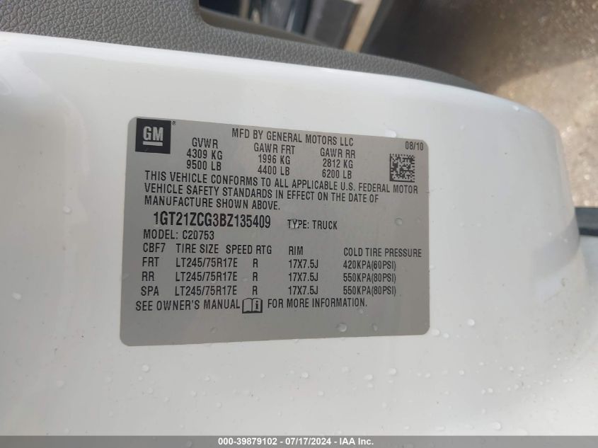 2011 GMC Sierra 2500Hd Work Truck VIN: 1GT21ZCG3BZ135409 Lot: 39879102