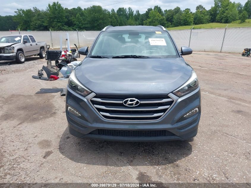 KM8J33A46HU438794 2017 Hyundai Tucson Se