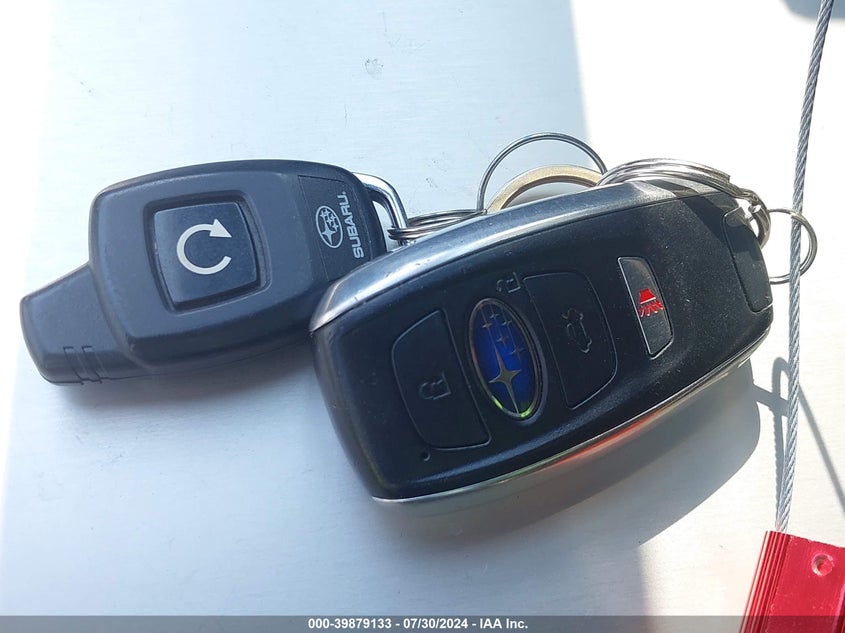 2016 SUBARU LEGACY 2.5I LIMITED - 4S3BNBN68G3019391