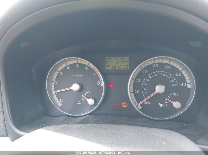 2008 Hyundai Accent Gls VIN: KMHCN46C88U228061 Lot: 39879205